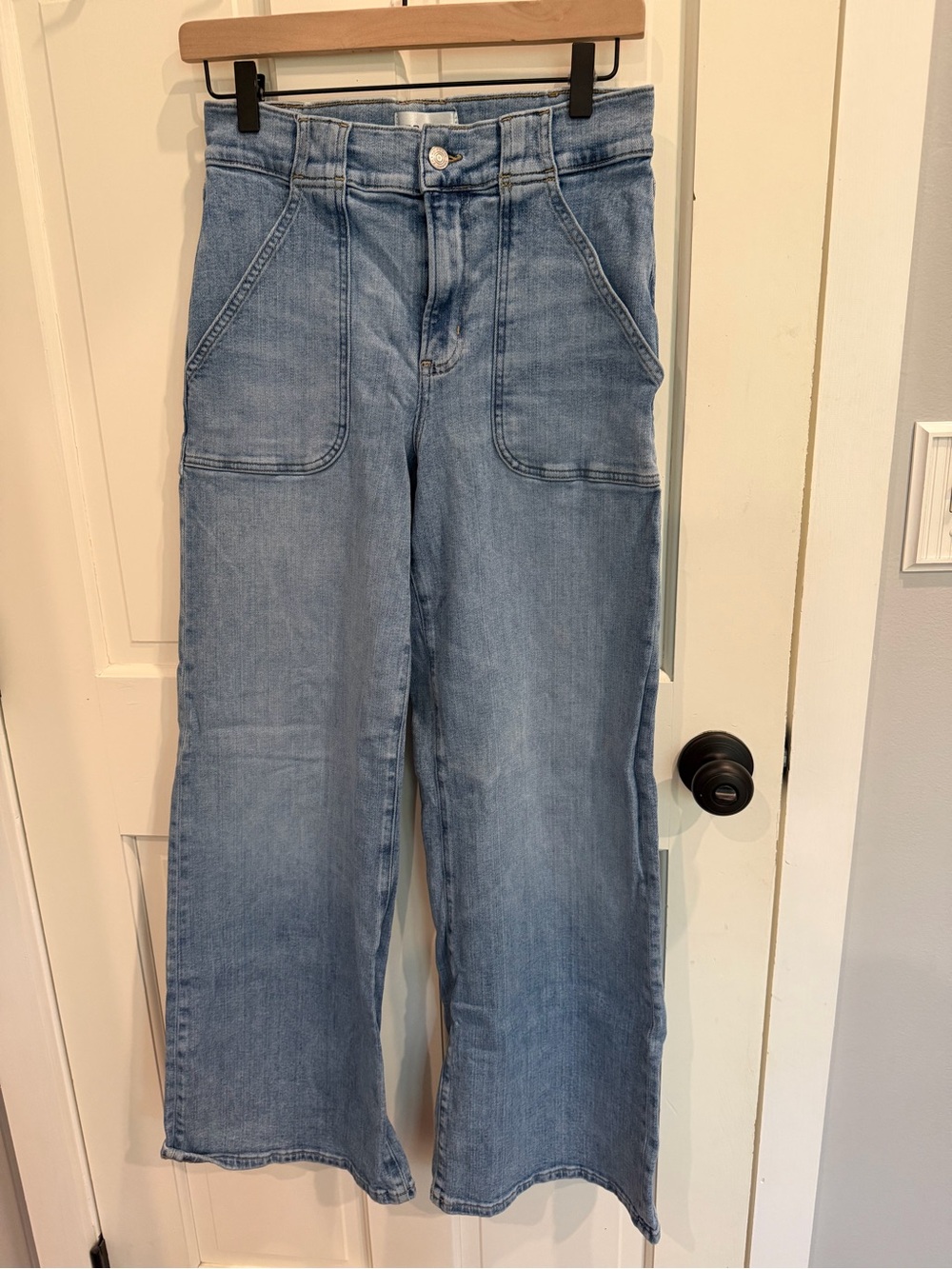 Frame Denim Light Wash High-Rise Wide Leg Jeans